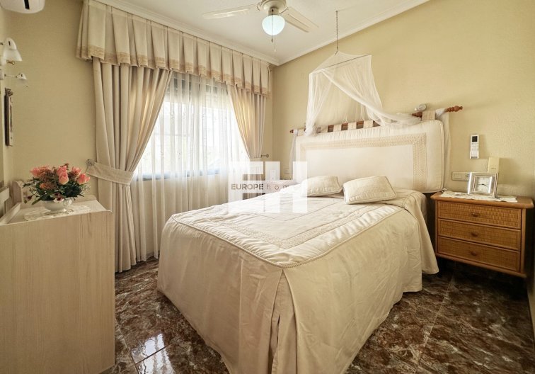 Resale - town house - Orihuela Costa - Costa Blanca