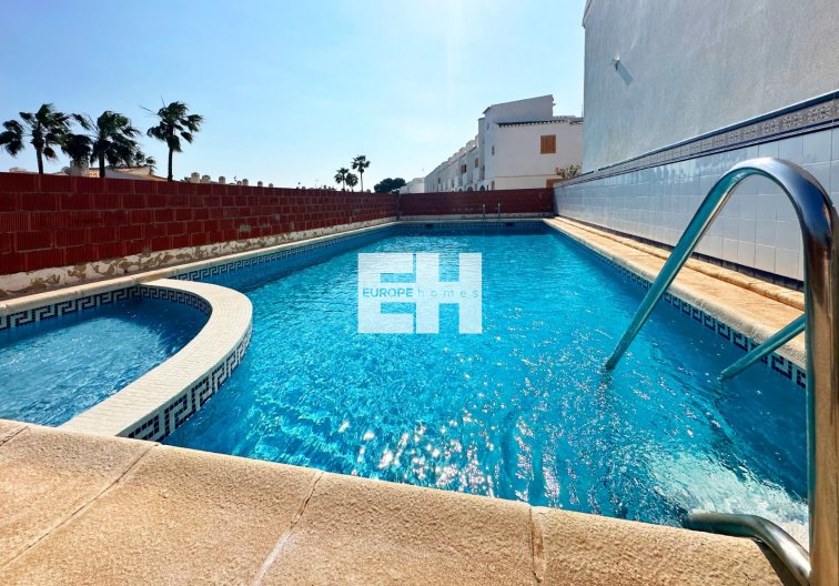 Resale - town house - Orihuela Costa - Costa Blanca
