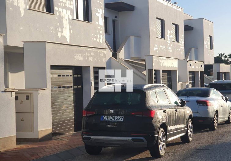 Segunda mano - villa - San Pedro del Pinatar - Centro