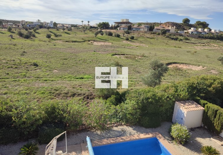 Resale - villa - Peraleja Golf - Inland