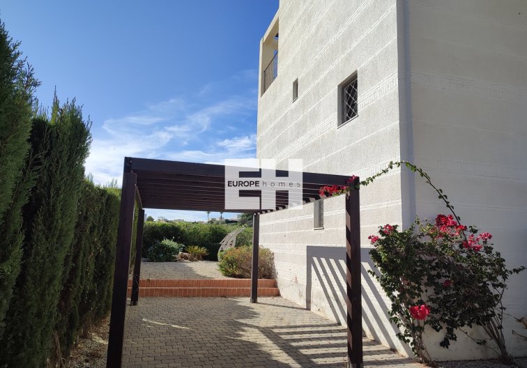 Resale - villa - Peraleja Golf - Inland