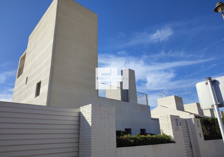 Resale - villa - Peraleja Golf - Inland