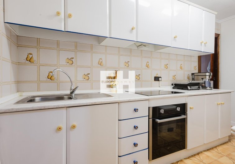 Resale - Apartment - Torrevieja - Costa Blanca