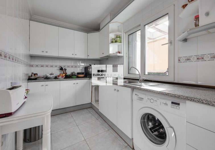 Resale - Apartment - Torrevieja - Costa Blanca