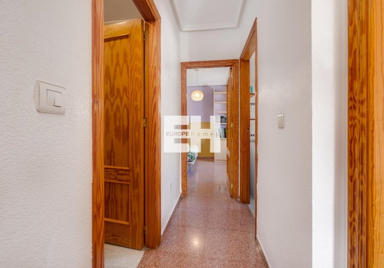 Resale - Apartment - Torrevieja - Costa Blanca