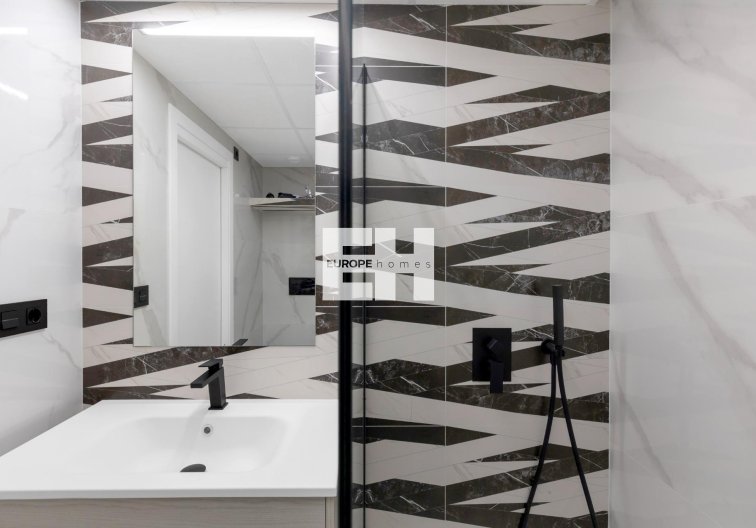 Herverkoop - Appartement - Guardamar del Segura - Urbanizaciones