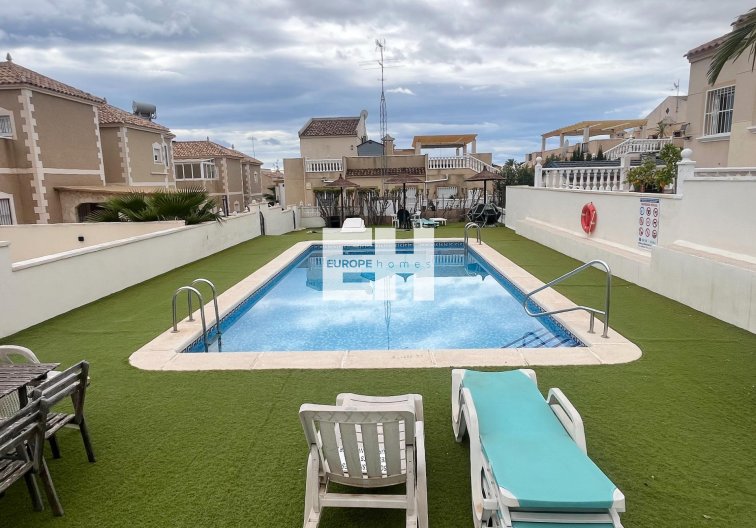 Revente - Duplex - San Miguel de Salinas - Las Filipinas