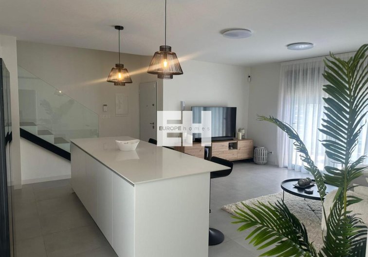 Revente - villa - Roldan - Inland