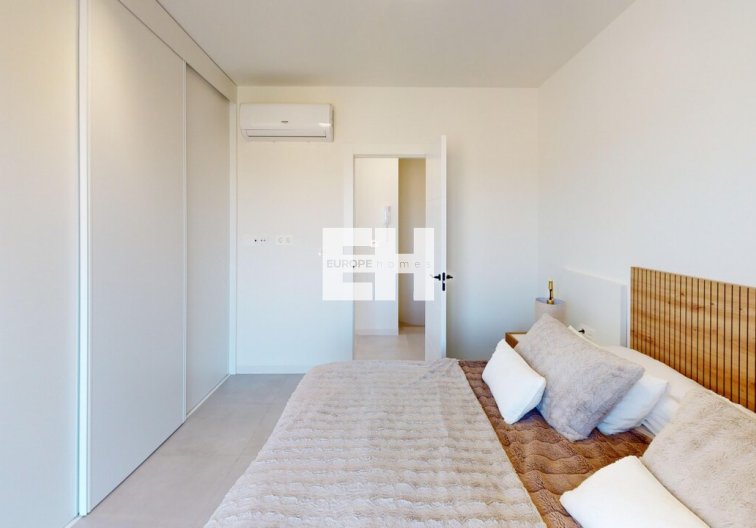 Revente - villa - Roldan - Inland