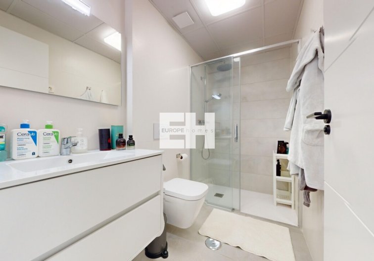 Revente - villa - Roldan - Inland