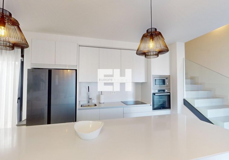 Revente - villa - Roldan - Inland