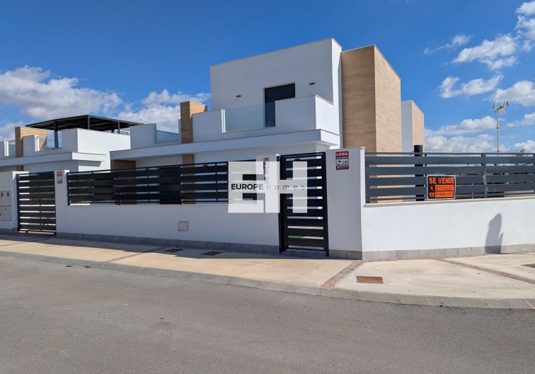 Revente - villa - Roldan - Inland