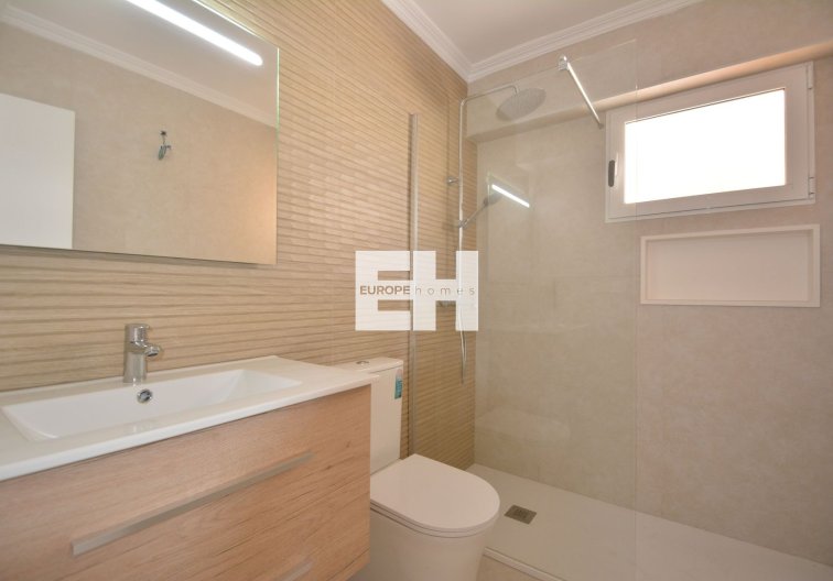 Resale - Apartment - Torrevieja - Costa Blanca