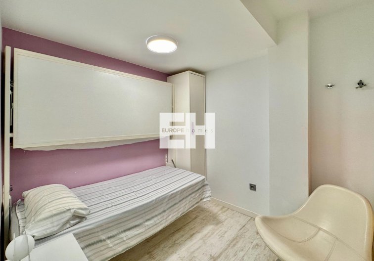 Segunda mano - Apartamento  - Torrevieja - Estacion De Autobuses