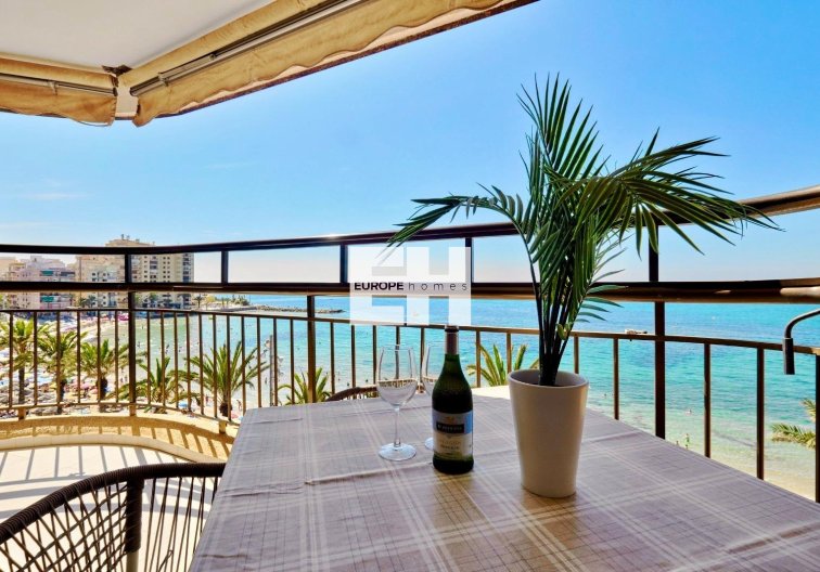 Segunda mano - Apartamento  - Torrevieja - Estacion De Autobuses