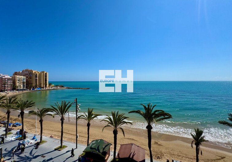 Segunda mano - Apartamento  - Torrevieja - Estacion De Autobuses