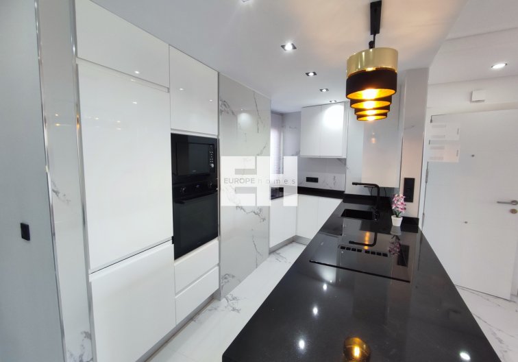 Resale - Apartment - Hacienda Riquelme Golf Resort - Inland