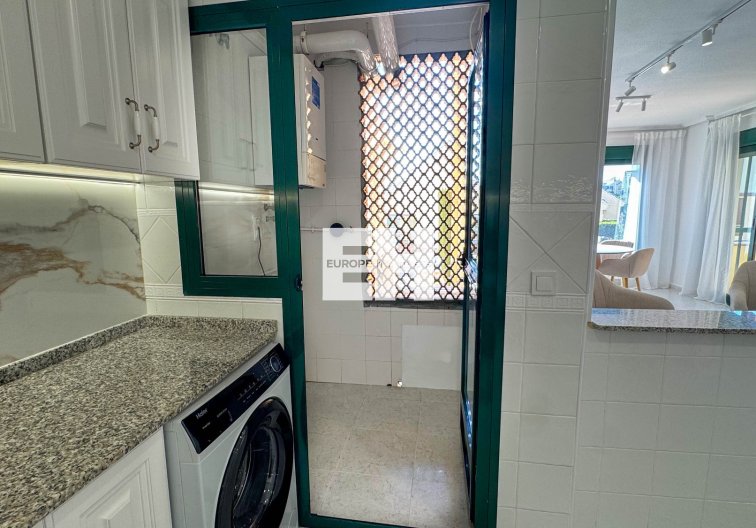 Resale - Apartment - Orihuela Costa - Costa Blanca