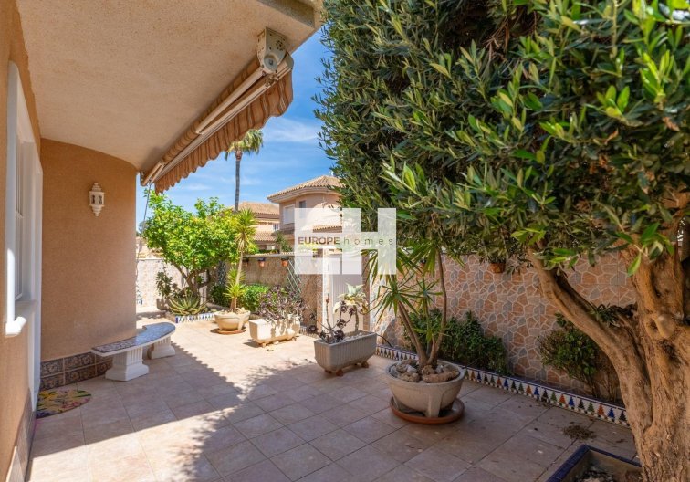 Segunda mano - town house - Torrevieja - Los Balcones - Los Altos Del Edén