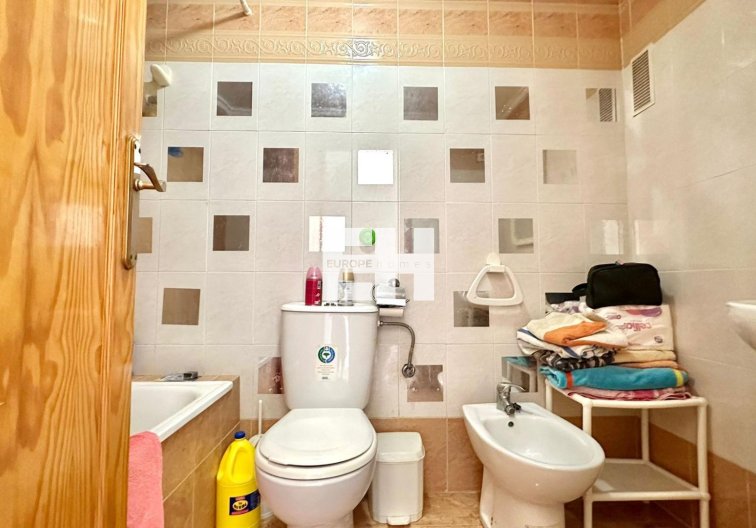 Segunda mano - Bungalow - Torrevieja - El Limonar