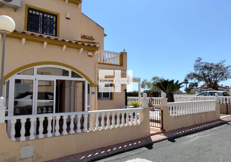 Resale - Bungalow - Orihuela - Urbanización Perla Del Mar