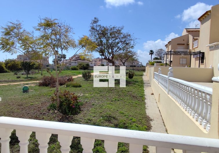 Resale - Bungalow - Orihuela - Urbanización Perla Del Mar