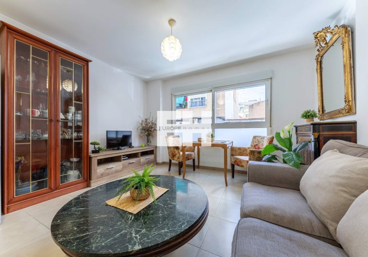 Resale - Apartment - Alicante - Carolinas Bajas