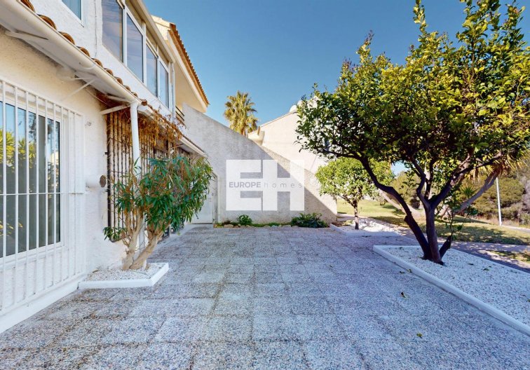 Resale - Bungalow - Orihuela Costa - Costa Blanca