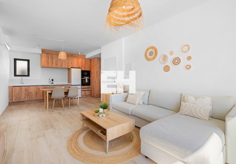 Segunda mano - Apartamento  - San Miguel de Salinas - Inland