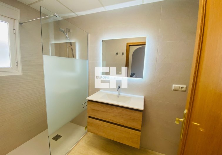 Resale - Apartment - Villamartin - Costa Blanca