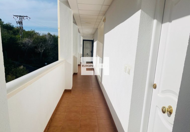 Resale - Apartment - Villamartin - Costa Blanca