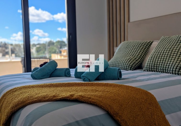 Resale - Penthouse - Villamartin - Costa Blanca