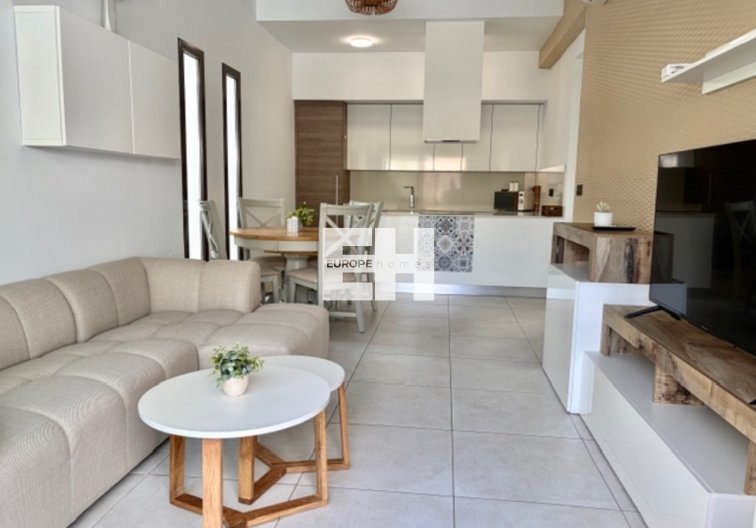 Segunda mano - villa - Cabo Roig - Costa Blanca