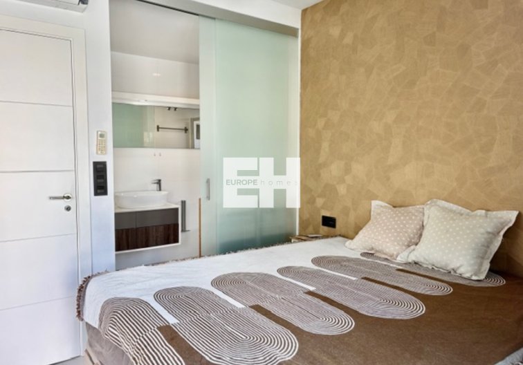 Segunda mano - villa - Cabo Roig - Costa Blanca