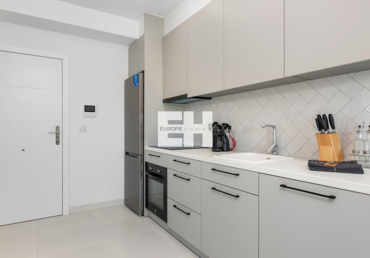 Resale - Apartment - San Miguel de Salinas - Inland