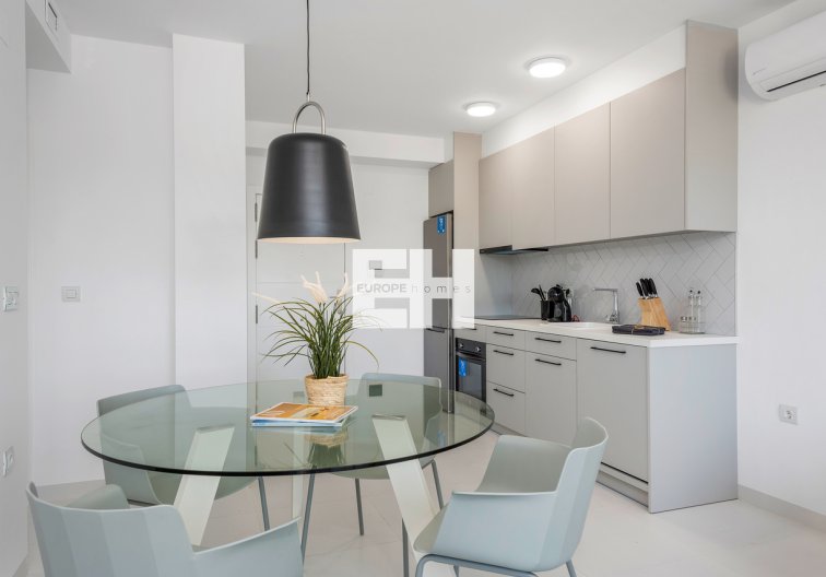 Resale - Apartment - San Miguel de Salinas - Inland