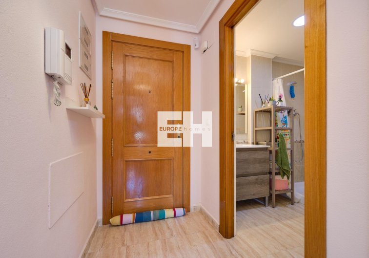 Segunda mano - Atico - Torrevieja - Centro