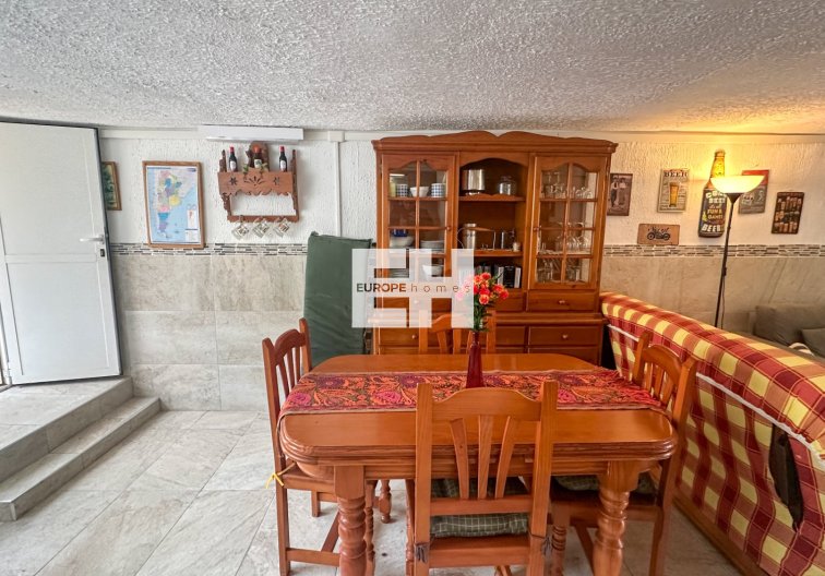 Resale - town house - Torrevieja - Costa Blanca