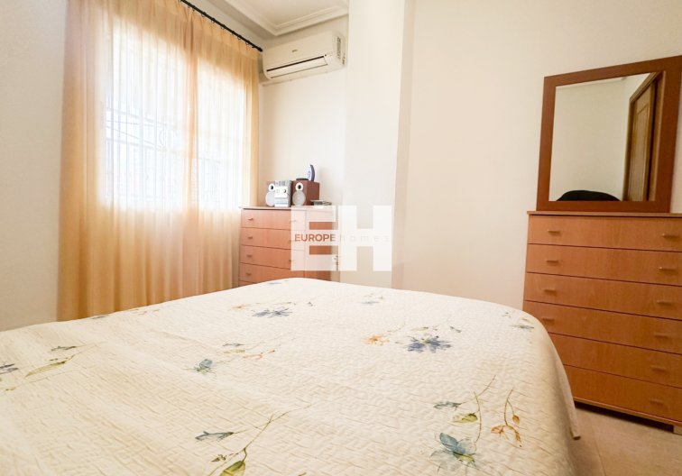 Resale - Apartment - Orihuela Costa - Costa Blanca