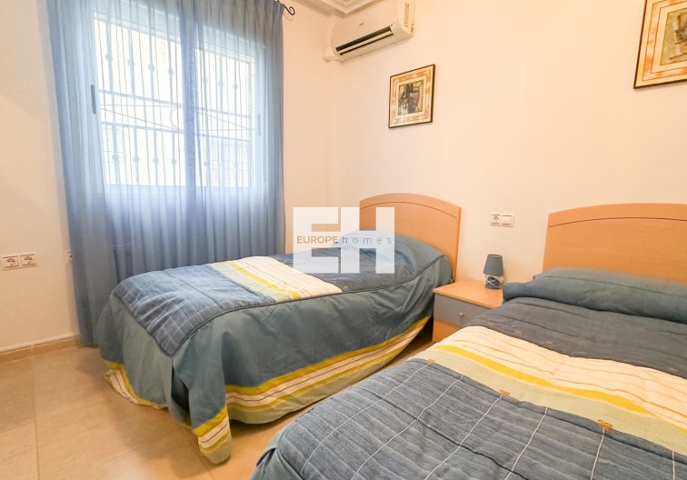 Resale - Apartment - Orihuela Costa - Costa Blanca