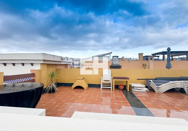 Resale - Apartment - Orihuela Costa - Costa Blanca