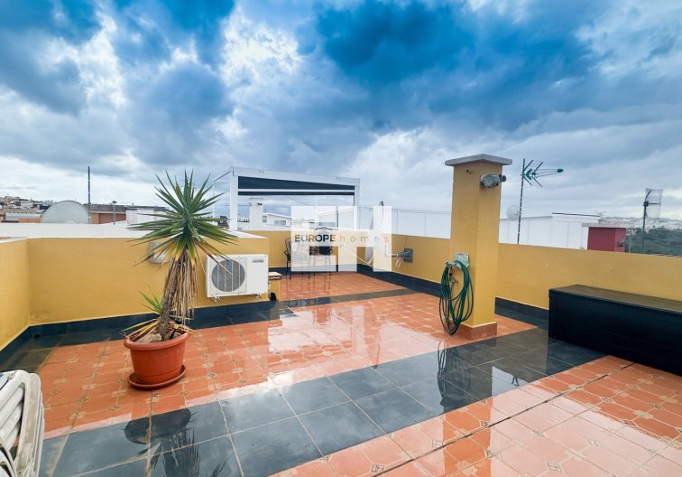 Resale - Apartment - Orihuela Costa - Costa Blanca