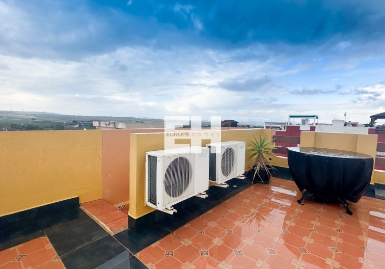 Resale - Apartment - Orihuela Costa - Costa Blanca