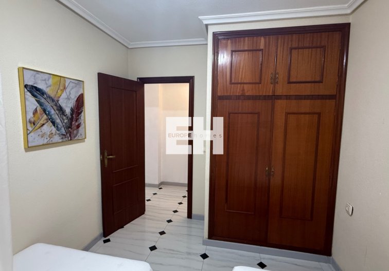 Resale - Apartment - Torrevieja - Costa Blanca