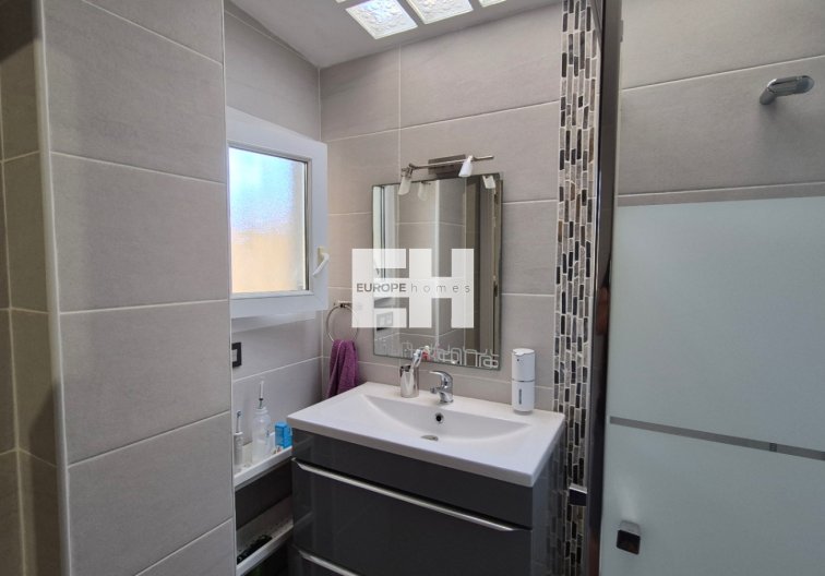 Resale - town house - Torrevieja - Costa Blanca