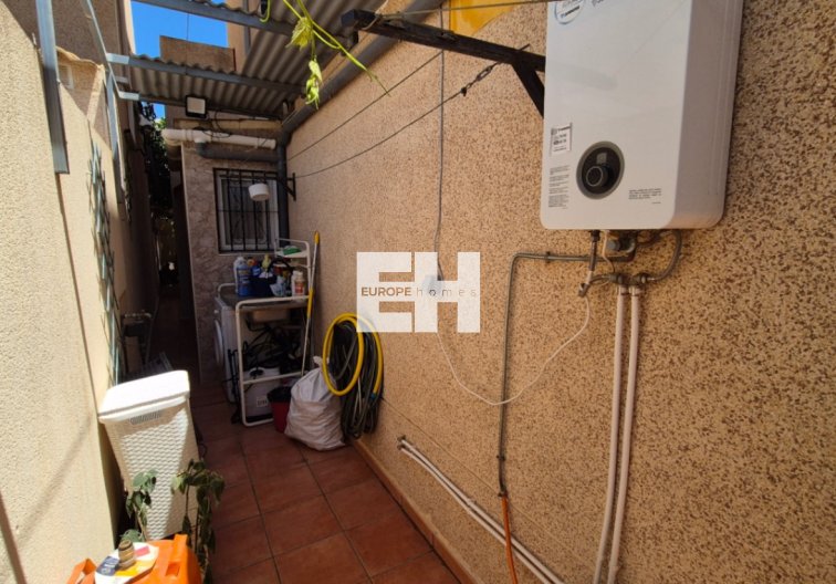 Resale - town house - Torrevieja - Costa Blanca