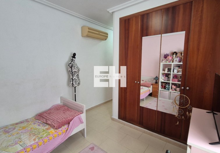 Revente - villa - Torrevieja - Costa Blanca