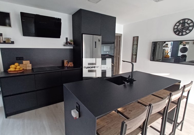 Resale - Apartment - Torre de la Horadada - Costa Blanca