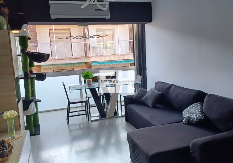 Resale - Apartment - Torre de la Horadada - Costa Blanca