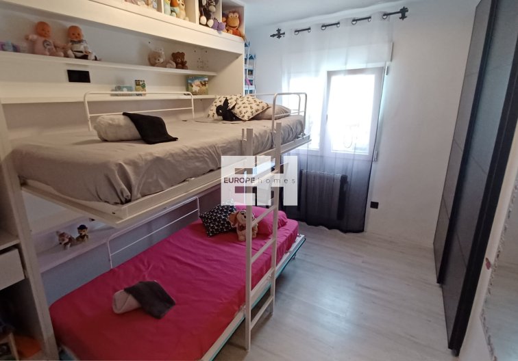 Resale - Apartment - Torre de la Horadada - Costa Blanca
